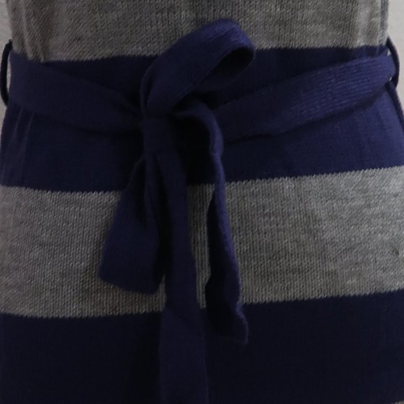 Sweater Dress - Picture 4 of 6